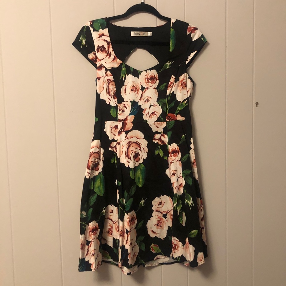 Sunny Girl key hole black dress